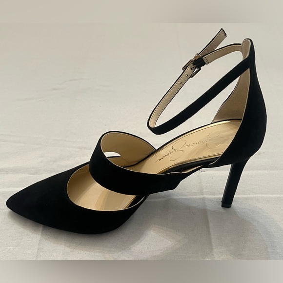 ✨ Jessica Simpson Black and Gold Heels ✨ - Picture 2 of 11